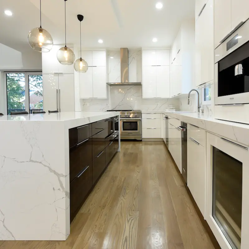 Larionese Residence