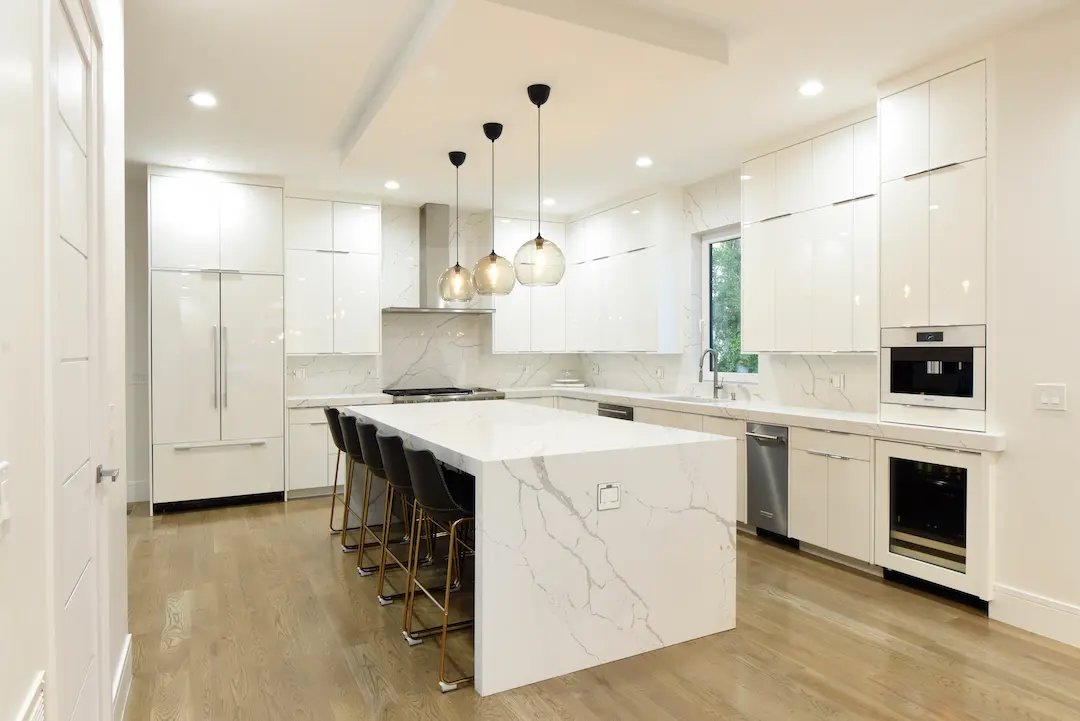 Larionese Residence
